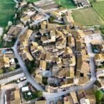 Panoramic photo of Colomer from a GPS camera, showing the planning of the route.