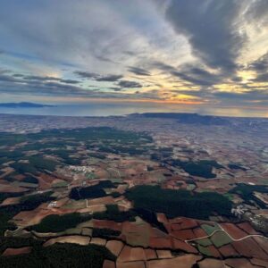 Photos of panoramic views in Empordà from a hot air balloon.
