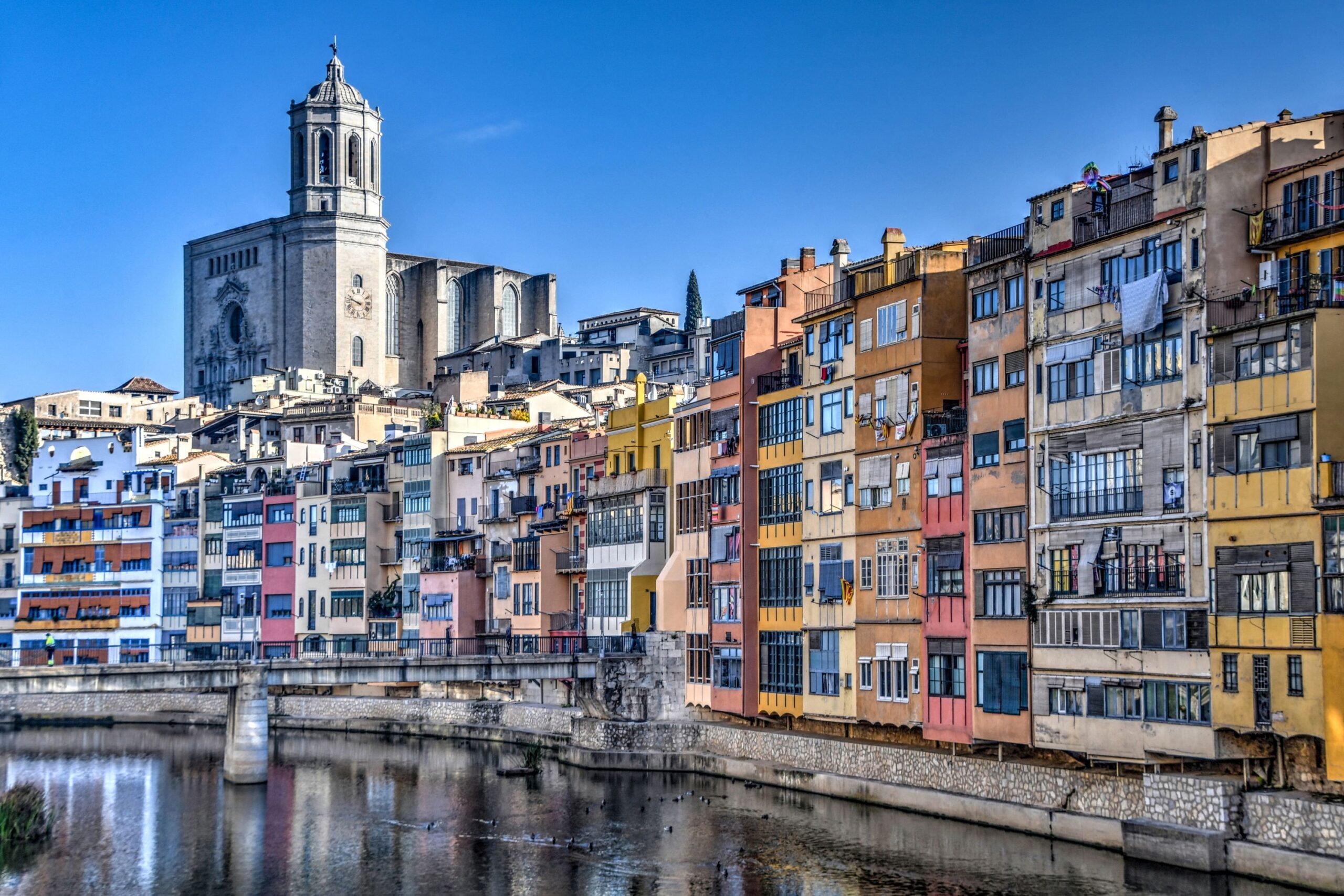 Girona: Cathedral, Old Town & Jewish Quarter Walking Tour - Image 8