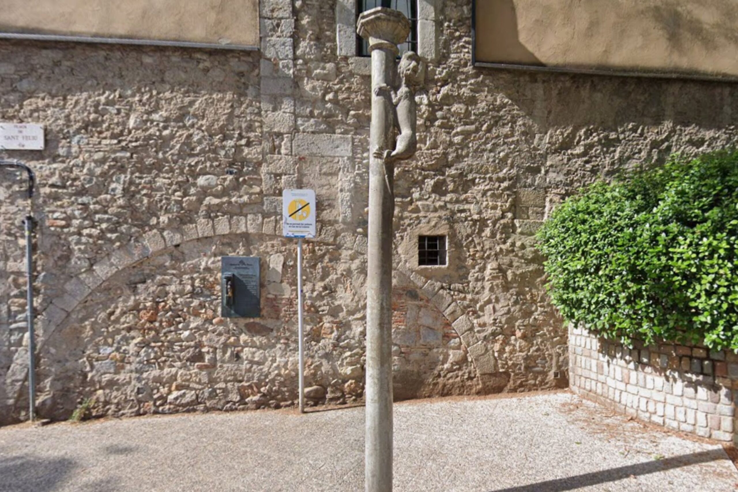Girona: Cathedral, Old Town & Jewish Quarter Walking Tour - Image 10